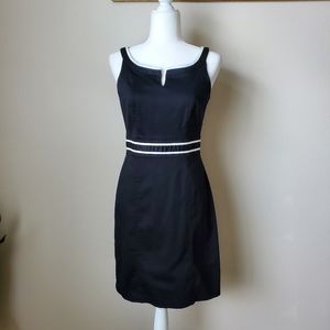 White House Black Market Navy & White Trim Sheath Dress - Size 4